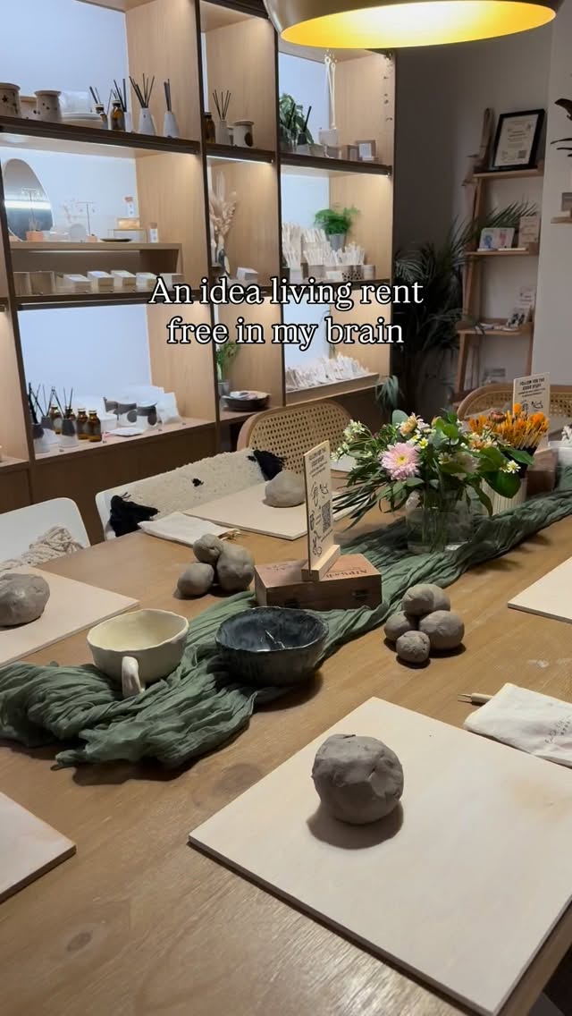 Too many ideas living rent free in my brain, but setting up this workshop space was 100% the best one yet 💕🌸✨