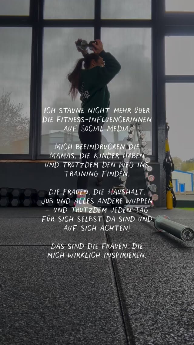 Ich sehe euch 😍🔥
Größte Inspiration für mich!
____________
Lass mal alle lernen sich an der richtigen Stelle inspirieren zu lassen und nicht zu vergleichen ✌🏻
MAMA • FITNESS • MINDSET
