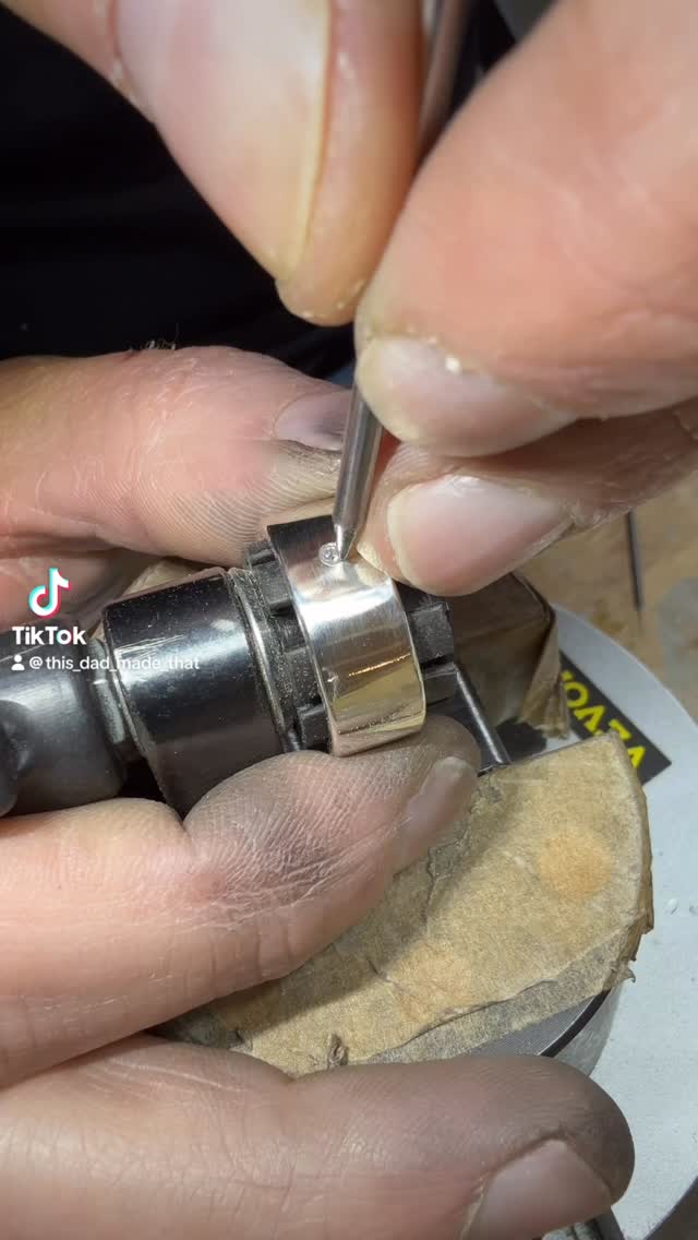 When a flush set goes to plan 👌
This stunning hidden ashes band is set with a beautiful moissanite stone
#thisdadmadethat #ashesjewellery #memorialjewellery #cremationjewellery #ashesring