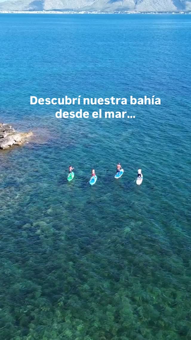 Paddle surf en una de las bahías más bonitas de Mallorca 🌊
Naturaleza, calma y una experiencia inolvidable.
👉 Reservá tu experiencia desde nuestra web en el link en nuestra bio! #mallorca #paddleboarding #paddle