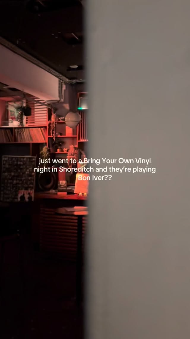 Just go up to the DJ decks, hand them your vinyl, and select your two favourite songs šæ
š Bring Your Own Vinyl, Cafe 1001
#vinyl #byov #shoreditch #london #boniver