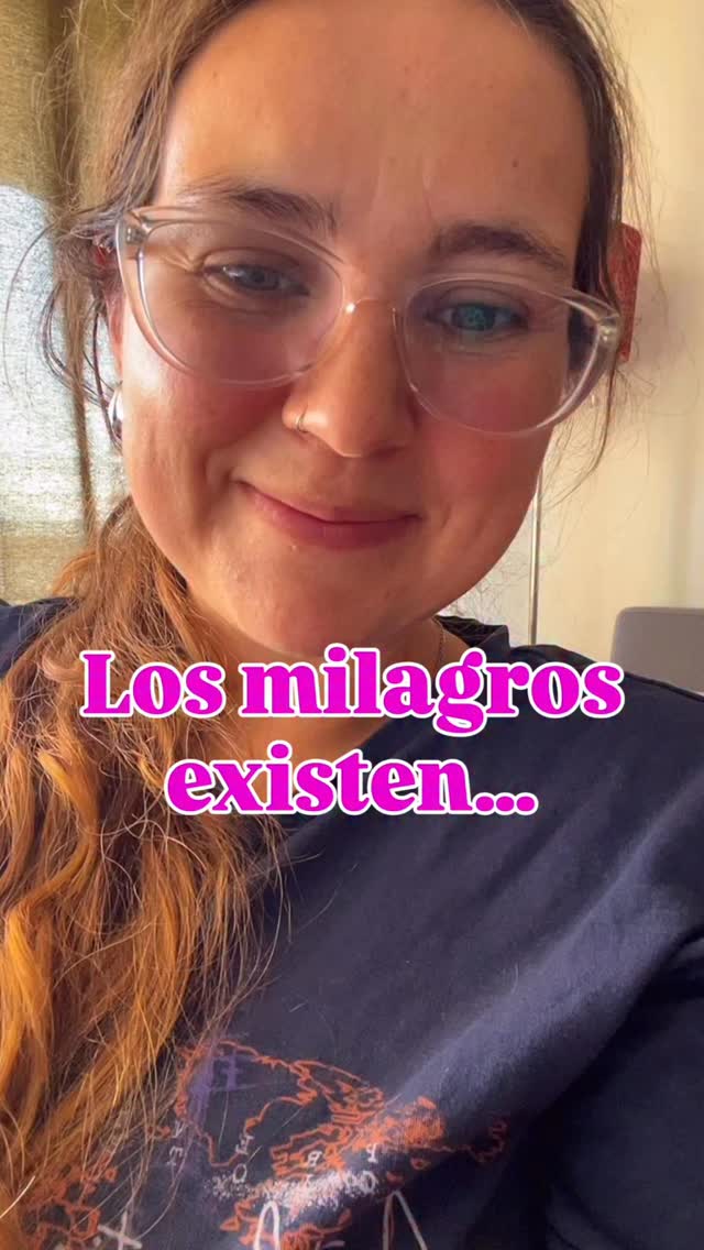 💛 La lactancia no siempre es fácil.
💛 No siempre parte “bien”.
💛 Pero eso no significa que esté todo perdido.
Cuando hay ganas, amor…
y acompañamiento adecuado, los procesos pueden transformarse.
A veces no es inmediato.
A veces requiere paciencia, sostén y estrategia.
Pero existen caminos, existen herramientas… y existen segundas oportunidades.
✨ No todo es perfecto, pero mucho sí es posible.
Gracias a esta familia de María Pinto por confiar en mí para acompañar este proceso desde lo presencial hasta lo online 🤍
Si estás pasando por un momento difícil con tu lactancia, no tienes que hacerlo sola…
puedes escribirme por DM y vemos cómo acompañarte.
#LactanciaMaterna #todoesposible #mamá #bebé