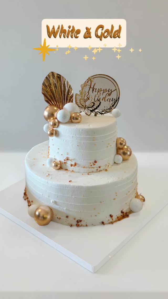 โจ๐ค Simple, elegant, and timeless โ this White & Gold Celebration Cake is pure class โจ
Minimal design with golden accents ๐ and delicate textures makes it perfect for birthdays, anniversaries, and special moments ๐
Because elegance never goes out of style ๐ค
๐ Cakes & Treats, Trichy
๐ www.cakesntreats.inโ ๏ฟฝ
๐ฒ wa.me/c/919994681633
โจ Instagram: @cakesntreats.ind
#ElegantCake #WhiteGoldCake #CustomCakesTrichy #CakesAndTreats #TrichyCakes