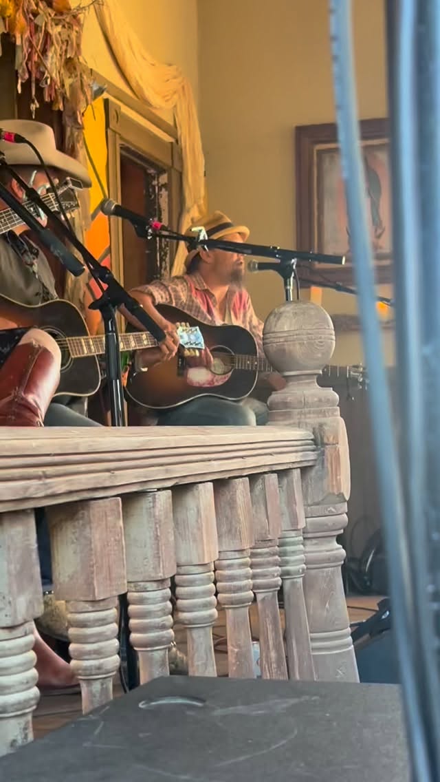 Friday I was blessed to be included in the Todd Snider Rules memorial celebration thrown by @luckreunion out on Willie’s Ranch and it was a beautiful day of tribute to one of the best to ever do it. Here we are in the Chapel, closing our round with a group singalong version of a song called Paradise by John Prine, who was a good friend of Todd’s, featuring the last verse sung by my dear friend, and bass player, Sterling Finlay, who was also a dear friend, and bass player, of Todd himself. This moment sums up the spirit of that day pretty well. Rest easy maestro! And thanks to our friends at Luck for including us! 🙏🏼