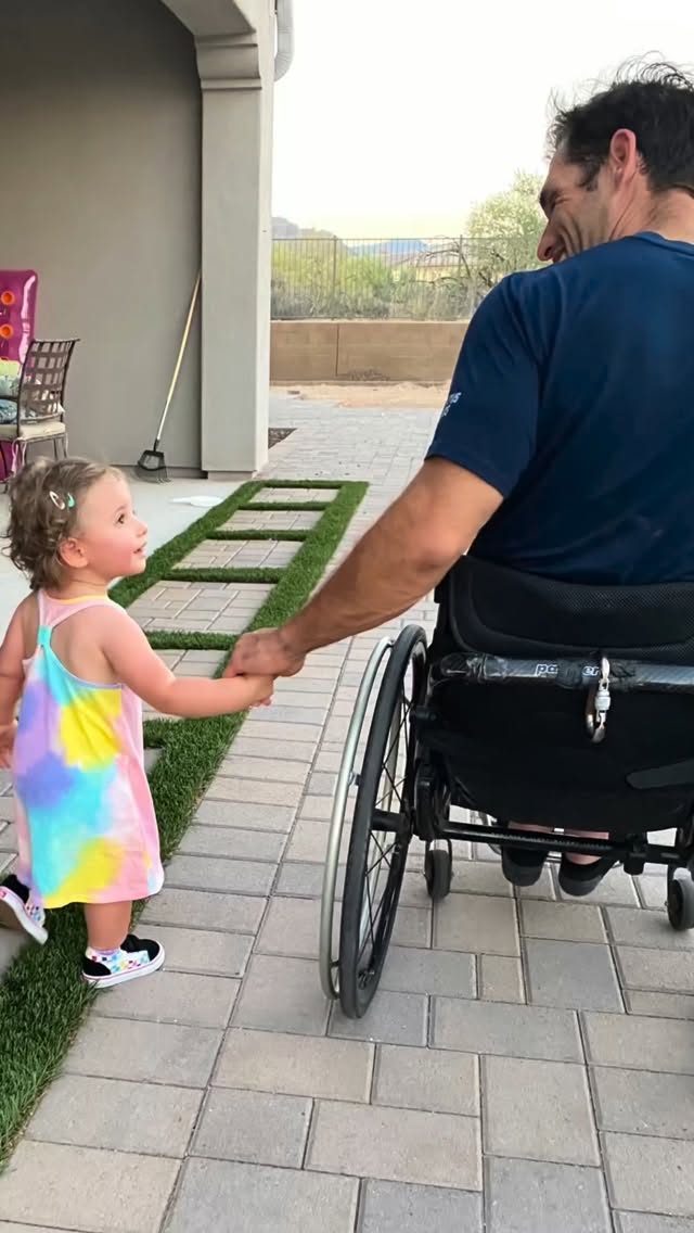 If you have a daughter… you know 💛
She’s my why behind every early morning, every hard session, every finish line.
The training and racing I do is awesome… but this right here, is why I do it, and she means everything.
