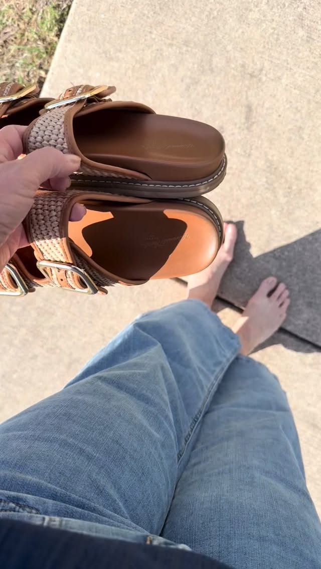 Shoes. 👟 Gotta have them and I need more as I age. My feet are moody. One day a loafer is perfect. The next day I need a slide. Or a sneaker. 👟 I just purchased some pink slides and a pair of red 🎈loafers. I shop around and find what feels good. Sneakers too. I don’t think it’s necessarily a brand but finding something that works for you. I found that going up a half size sometimes relieves the pressure from the bone on the side of my foot, a shoe with a slight heel works better for comfort 🤗all day than a completely flat one, and I don’t have to forfeit style if I shop around…#thymemag #shoesshoesshoes #alltheshoes LINKS in stories.