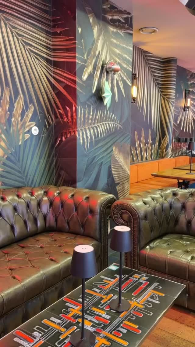 Les pauses en restauration be like 🥲
Balou 10 - 40 rue Louis Blanc 75010
Balou 3 - 9-11 rue aux ours, 75003
Mamma Orso - 23 rue aux ours, 75003
Balou 11 - Coming soon