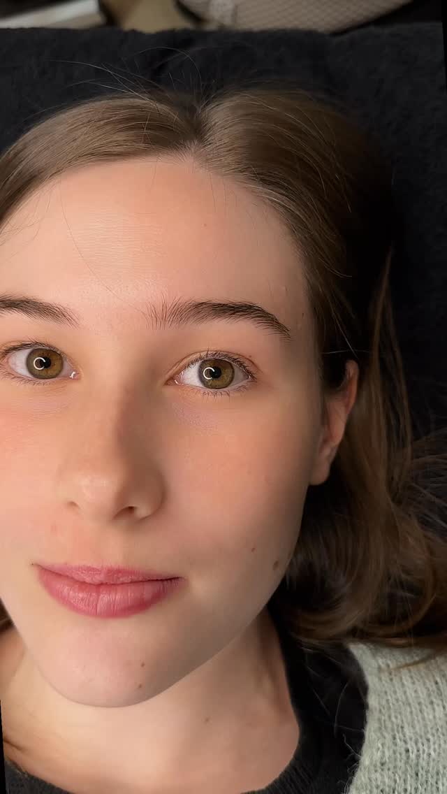 The right lash technician will always ensure your lashes enhance your natural beauty and are perfectly tailored to suit your unique eye shape.
#goshnails #trendynails #lashes #lashesofinstagram #stellenbosch