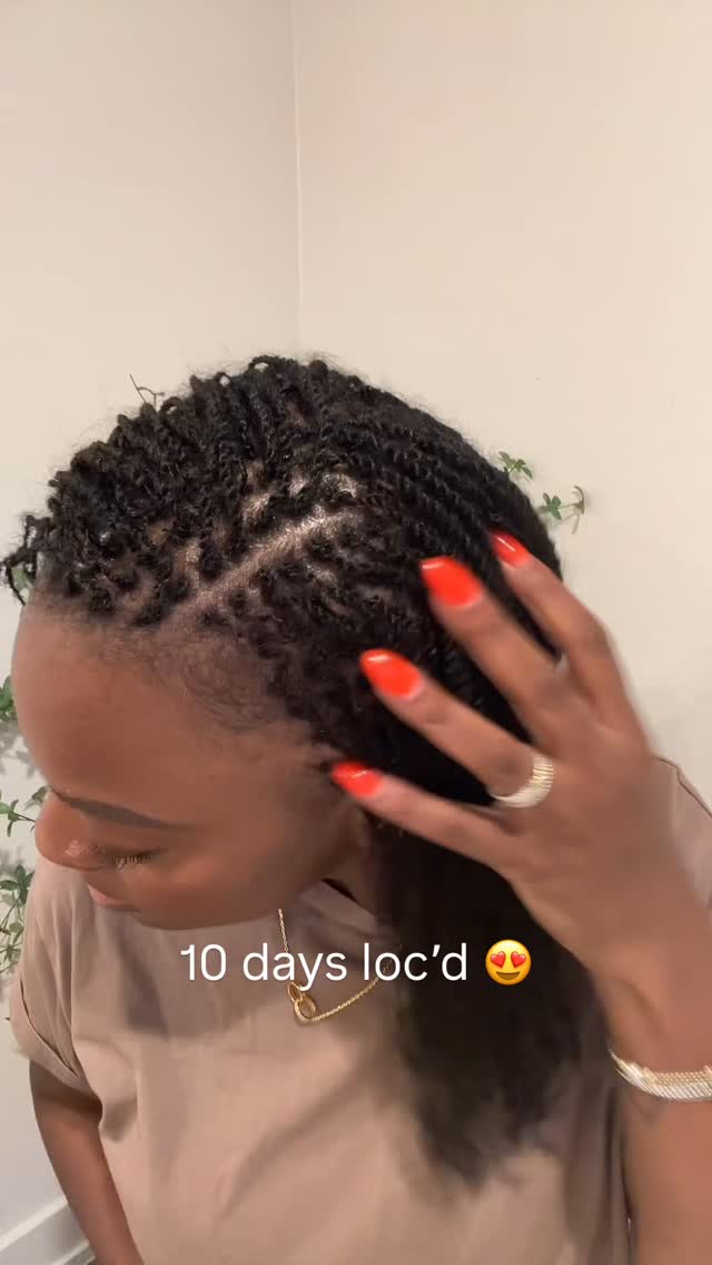 10 days with my microlocs 😍 I love it here! #microlocs #microlocsjourney