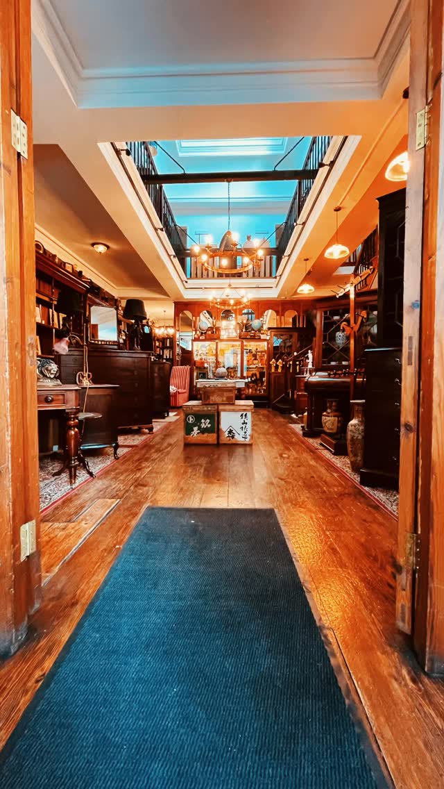 In person - 1 Bromsgrove, Faringdon, Oxfordshire.
On-line - www.greatbritishrevivals.co.uk
Hand selected antique and vintage interior pieces, lighting, lifestyle, books and ephemera.
A warm welcome awaits…
#greatbritishrevivals #antiques #vintage #retro