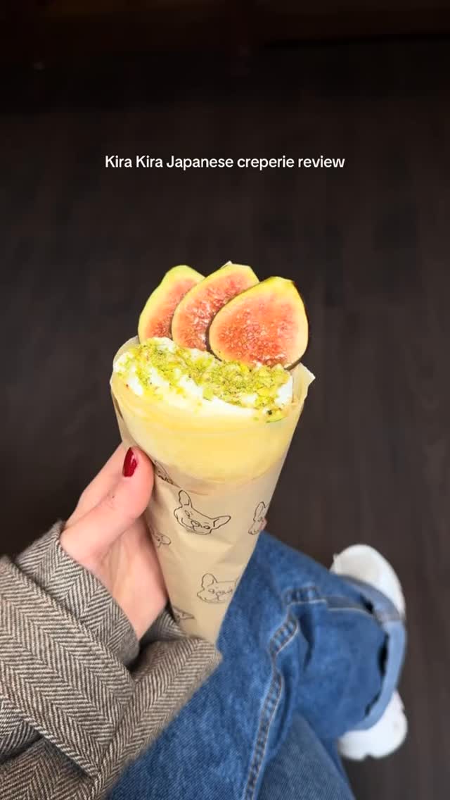 Come with us to review a new Japanese crêperie in Soho. We tried their most popular option: a fig, pistachio, ricotta, and truffle honey crêpe. We know it looks sweet from the outside, but it was actually quite umami.
We loved every bite as it felt light and refreshing. The crêpe dough is served cold, and we also have to give them credit: the figs aren’t just decoration, they are filled inside the crêpe too. It’s a cozy spot where you can sit on one of the two benches or simply grab your order to go! Look out for the walls covered with crêpes.
#japanesecrepes #dessert #ricotta #truffle #sohoeats