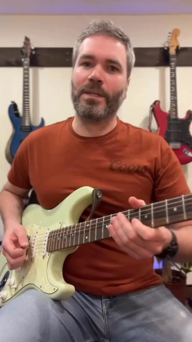 Inverted pinch harmonic? 🤨
#guitar #music #lesson #guitarlessons