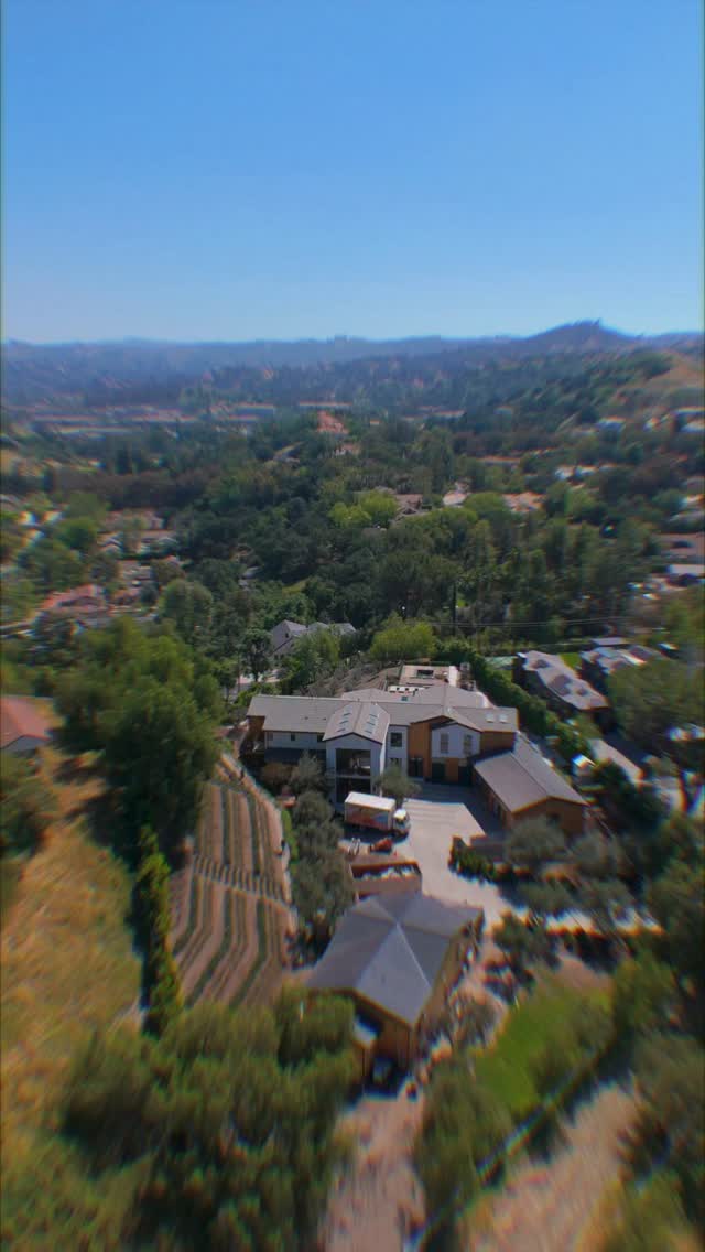 A new flavor coming to the Cali game, shes a good one too.
I M A G I N E