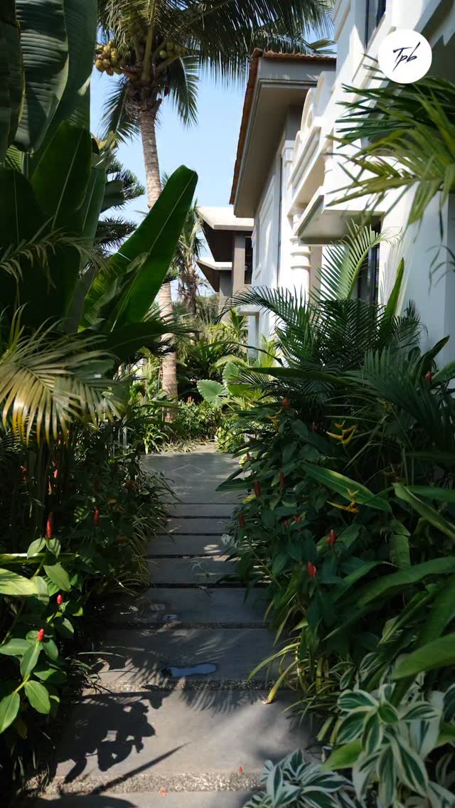 Comment ‘DETAILS’ to know more!
Here’s a 1250 SQMT river touch mansion in Bambolim, close to Aldeia de Goa and Panjim as well as schools, hospitals and beaches.
This is the stuff Goa dreams are made of.
And it’s available for sale!
To know more, drop a comment.
#TPBRealty #goa #realestate