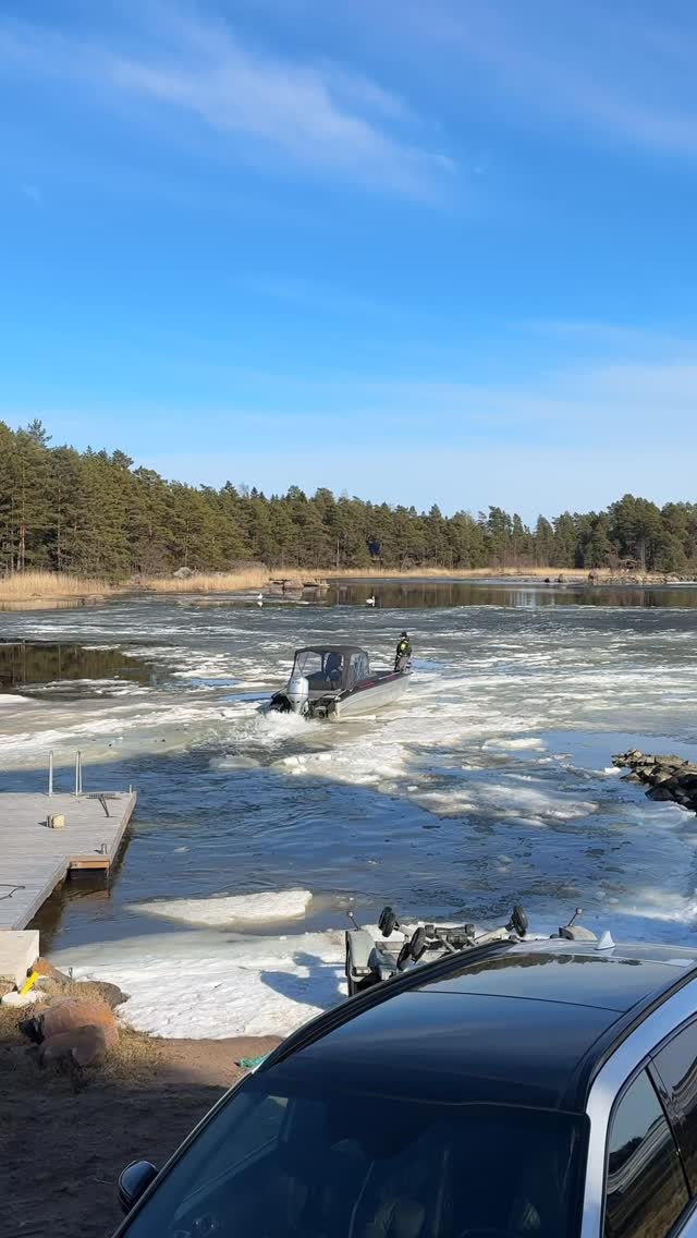 There’s a moment every spring when you have two choices:
Wait…
or make it happen.
Today, we chose the second.
Faster back in action, pushing through the last of the ice with pure determination.
Every meter forward feels like the season opening up in real time.
This is how it starts.
Let the season begin.
#seasport #fasteraluminiumboats #fasterworkboats #porvoonsaaristo #visitpellinge