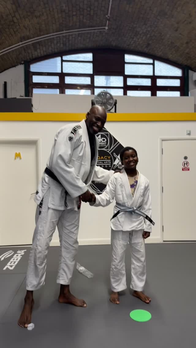 Confidence That Can’t Be Taken Away
Confidence earned through effort lasts longer than confidence given for free.�Every Jiujitsu class builds resilience, patience, and belief in their own ability.
Real confidence. Real growth.
👉 Book a free trial for your child - Comment “Trial”
Respect Is Non-Negotiable
At Legacy Kids Jiujitsu, respect is taught, expected, and lived — for coaches, teammates, parents, and themselves.
Discipline starts with respect.�WE CAN HELP
👉 Book a free trial for your child - Comment “Trial”