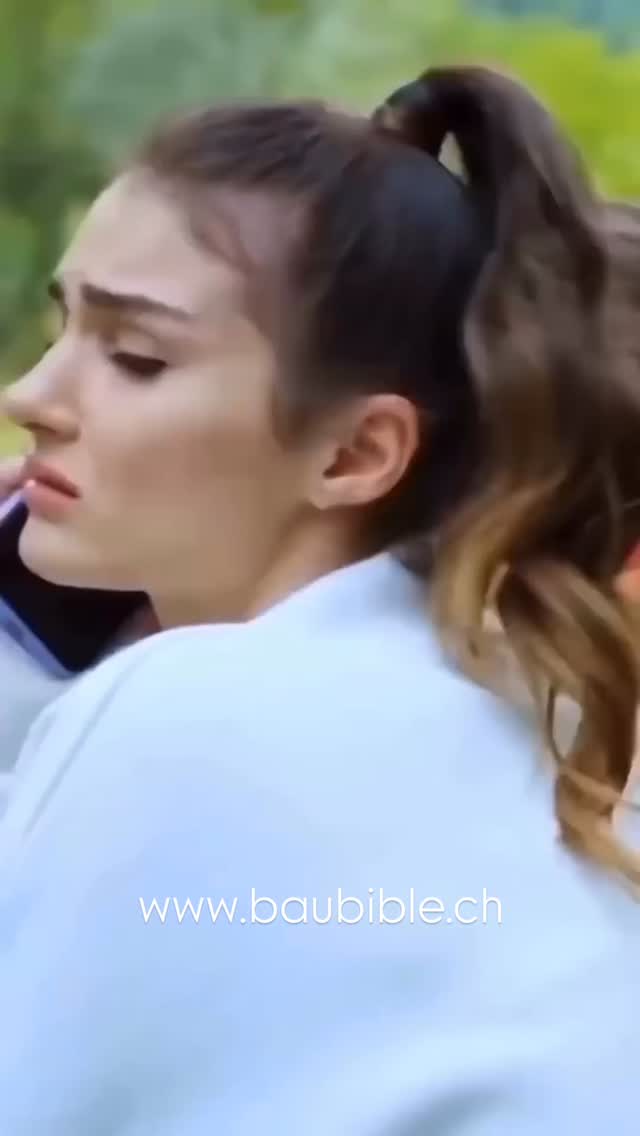 Magazin INHOUSE Frühling - 2026
@patrizia_burra_photography
IDEEN UND INSPIRATIONEN RUND UMS PERFEKTE EIGEHEIM.
Für die privaten Bauherren, Architekten, Planer & Die Hausherrin für ufem Stubetisch vor em Cheminée...
4’000 EX.
Frühling & Herbst.