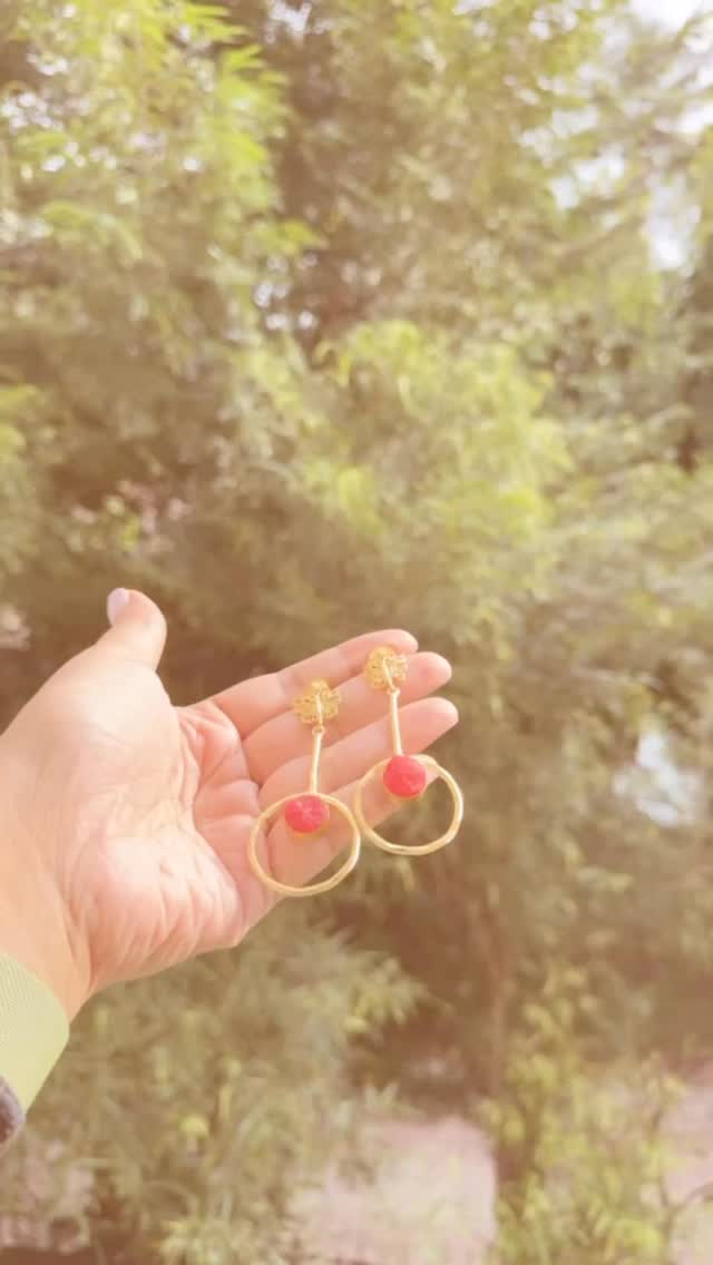 Every curve, every detail
crafted by hands that believe in perfection.
Because you deserve jewellery that feels as special as you are.
Discover the art at AtrangibyKritika ✨
📍108 D Mastercanteen, Bhubaneswar
#HandcraftedWithLove #ArtisanJewellery #AtrangiByKritika #MadeInIndia #JewelleryStory ElegantStyle TimelessPieces InstaJewellery ReelsIndia ExplorePageIndia LuxuryLifestyleIndia