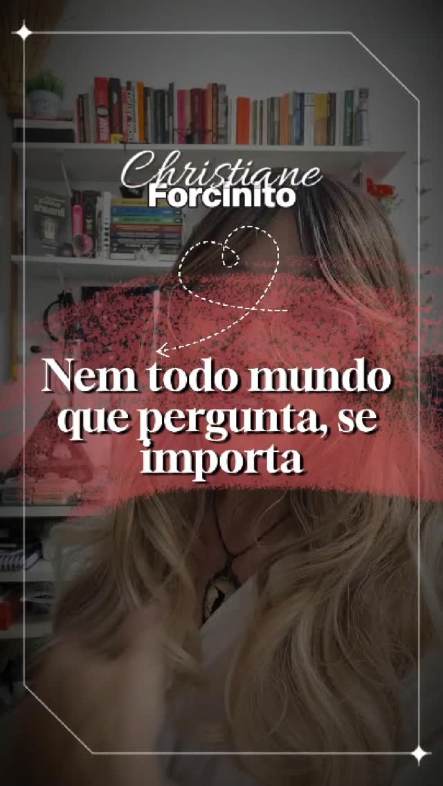 Pior do que quem some na dor é quem aparece só pra investigar o sofrimento alheio disfarçado de preocupação.
Eu precisava postar um vídeo nos meus canais profissionais, não só fiz isso como aproveitei para dar um recado
#amizadeverdadeira