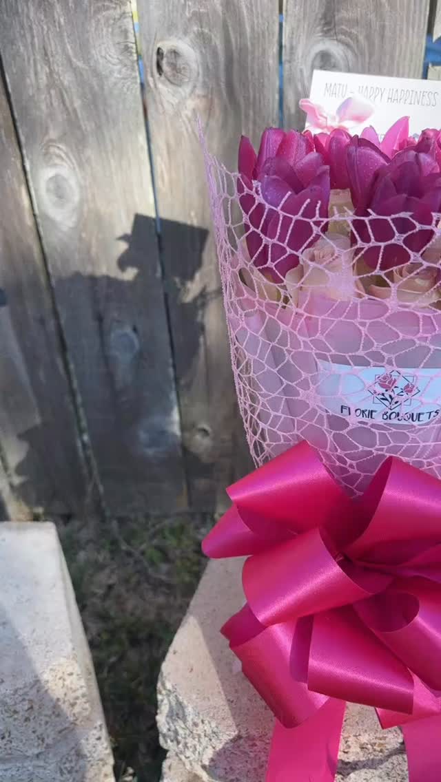 This custom bouquet is the perfect way to say “you matter” 💐
Handcrafted for your special moments in Houston & Richmond ✨��DM now to customize your bouquet or visit our website 💌
�#HoustonFlowers #RichmondTX #TexasFlorist #CustomBouquet #FlowerReel