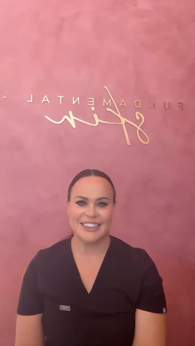 Today we started our 40-year-old client on her skin journey who is struggling with uneven skin tone and pigmentation issues caused by sun damage. After over-the-counter products failed to deliver results, we recommend a course of Lari Medical Skin Peels combined with a home care regimen featuring tranexamic acid and glycolic acid.
Follow along as we document her skin transformation over the coming months.
#skinpeels #skinclinicgoldcoast #dermalclinician #tweedheads #pigmentation