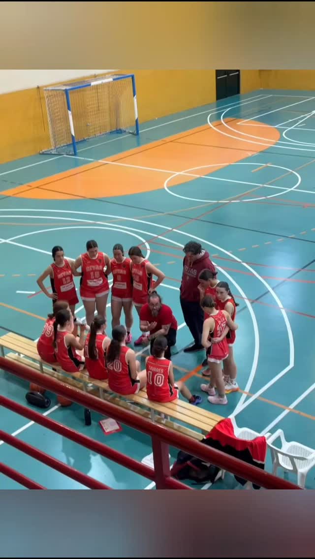 Os dejamos algunas de las jugadas del Cadete B, que asaltó la pista del líder para llevarse una gran victoria
Intensidad, carácter y mucho trabajo en equipo en un partido para recordar.
¡Enhorabuena, equipo!