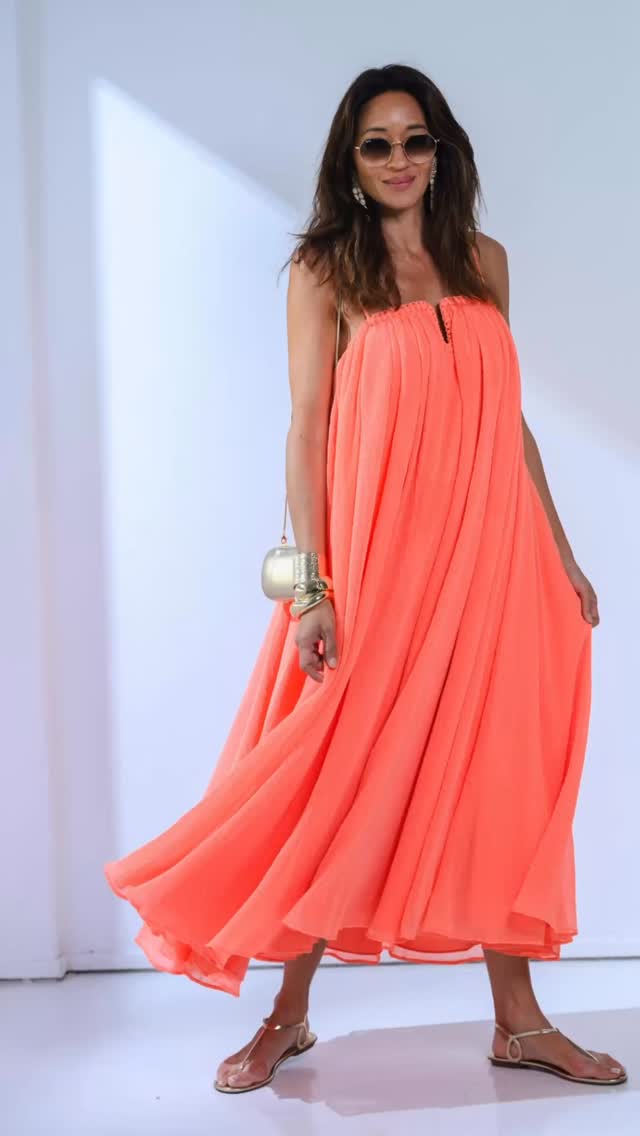 Coral moments with effortless elegance 🧡✨
�A flowing statement! This coral long dress by @Aje brings movement and warmth, capturing that perfect balance of ease and sophistication.
Styled with a Diane Von Furstenberg @dvf exotic leather clutch, gold leather sandals by @Aquazzura, and classic @RayBan sunglasses, it’s a look that feels both elevated and sun-soaked. ✨
Perfect for summer soirées, destination dinners, or golden hour celebrations by the sea.
Styled by @life_by_tui & @onesoulmanystories
Photographed by Esther Sio @pixelconnection.sg
Have you got your invite for the next pop up?? (link in bio)
🗓️ Friday 17 April | 9 AM – 9 PM
🗓️ Saturday, 18 April | 9 AM – 5 PM
📍 Ida’s, Gillman Barracks
#OneSoulManyStories #SummerStyle #OOTD #StyleInspo #PopupPreview