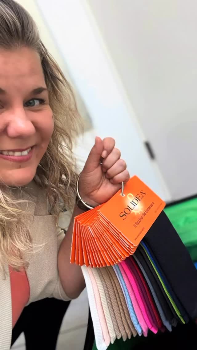 Spring vibes, fresh colors, and beautiful new pieces 🌷✨
I love spending time with my wonderful clients, sharing the latest Solidea collection. Every piece is designed for comfort, wellbeing, and light, happy legs 🌼💛
For me, this isn’t just work — it’s passion, joy, and heart, and I’m so grateful to share these moments with you 🩷