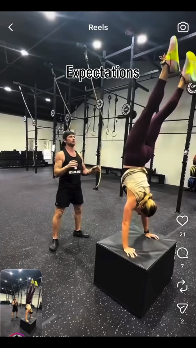 Not that close… but definitely a success because we laughed the whole way through 😂✨
Thank you @rxkristina & @veeohh_diaries for mental support during filming 😅
…
#pilatescommunity #pilatesgirls #womensupportingwomen #pilatesstudio #pilatesfun