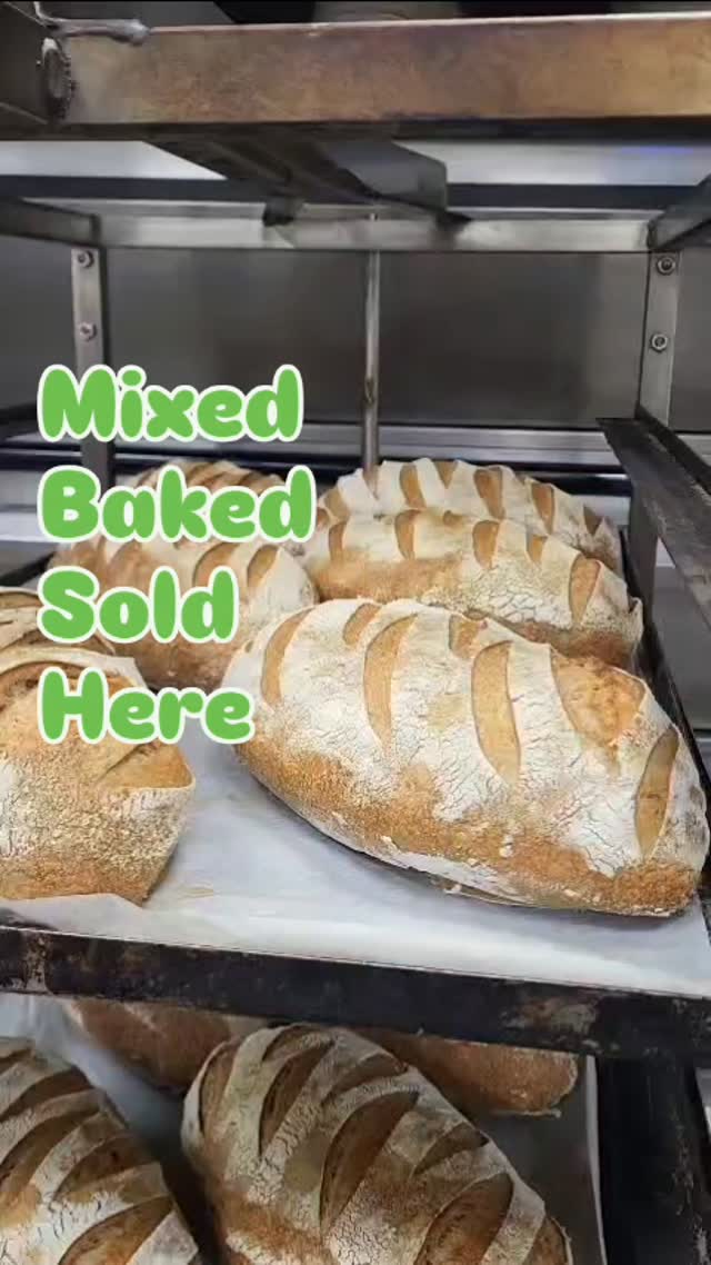 Are you seeking traditional methods and specialized varieties like sourdough organic, wholemeal, white or brown; you have to visit us and try our freshly baked breads. #suportlocal #artisanbakery #freshbread #indepentantbakery #familybakery