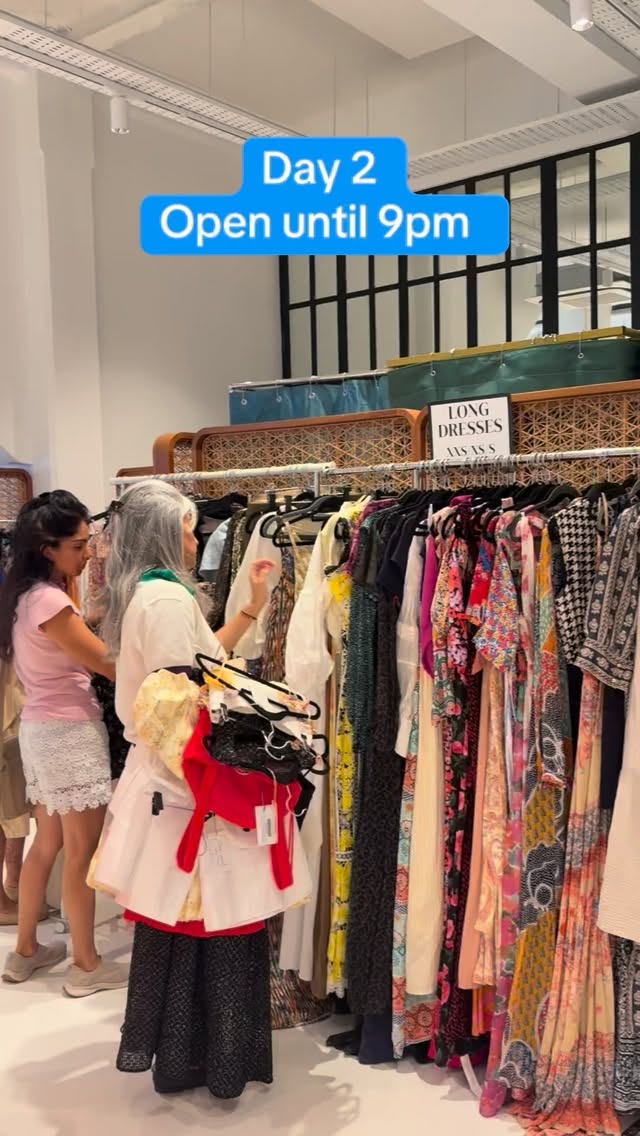 The pop-up is open until 9pm tonight ✨
Tomorrow is the last day, from 9am to 5pm.
Come see us — lots of pieces are waiting for you 🤍