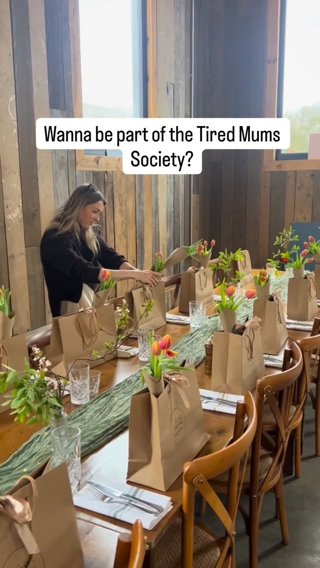 March brunch scenes! 🌼
Thank you @bottleandglassbarn, @themadhattersclub_, @lizzynelsonfamily, such a lovely morning, beautiful mummas bringing the warmest vibe the cutest little mini brunchers. We love the atmosphere you create 🫶🏼
And thank you to our wonderful supporters @grassandco.uk, @eat_surreal, @drink.hip.pop in our goodie bags this month 🤍🤍
April brunch plans incoming, make sure you’re following to be the first to hear.
Also if you’ve not yet listened to @raye’s new album - this song is a banger!
#tiredmums