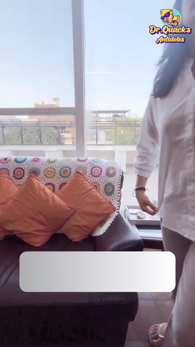 Episode 1 - Not saturated, just filtered.
Everyone’s selling *perfect skin*… but it’s edited, blurred, and unrealistic.
We’re not here to sell you flawless—we’re here to bring you back to real skin.
Texture. Pores. Imperfections. Truth.
Because skincare shouldn’t fake results—
it should respect your skin as it is🌿✨
Dr. Quacks Antidotes
#drquacksantidotes #naturalskincare #naturalingredients #selfcare #skincare