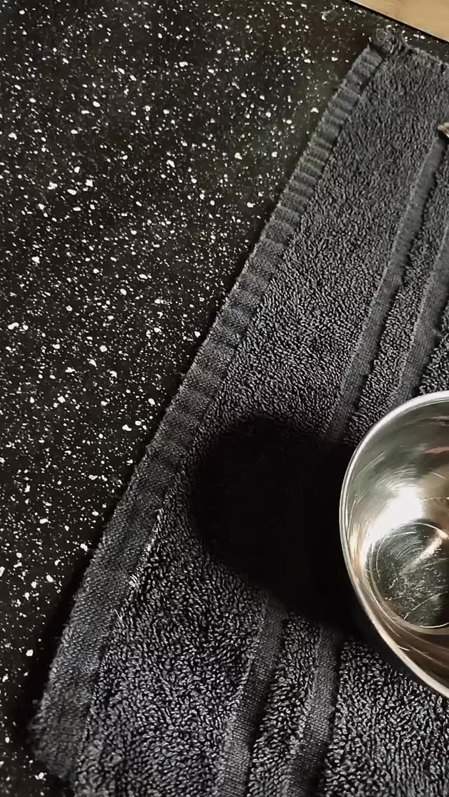 💖 🐰 💖Esthetician Alina Fay is ready to help you look & feel your best before Easter with RELAXING HYDRATING FACIALS & HYDROFACIALS, BODY TREATMENTS, WAXING, DERMAPLANING, LASH LIFTING + TINTING, BROW LAMIS & more!