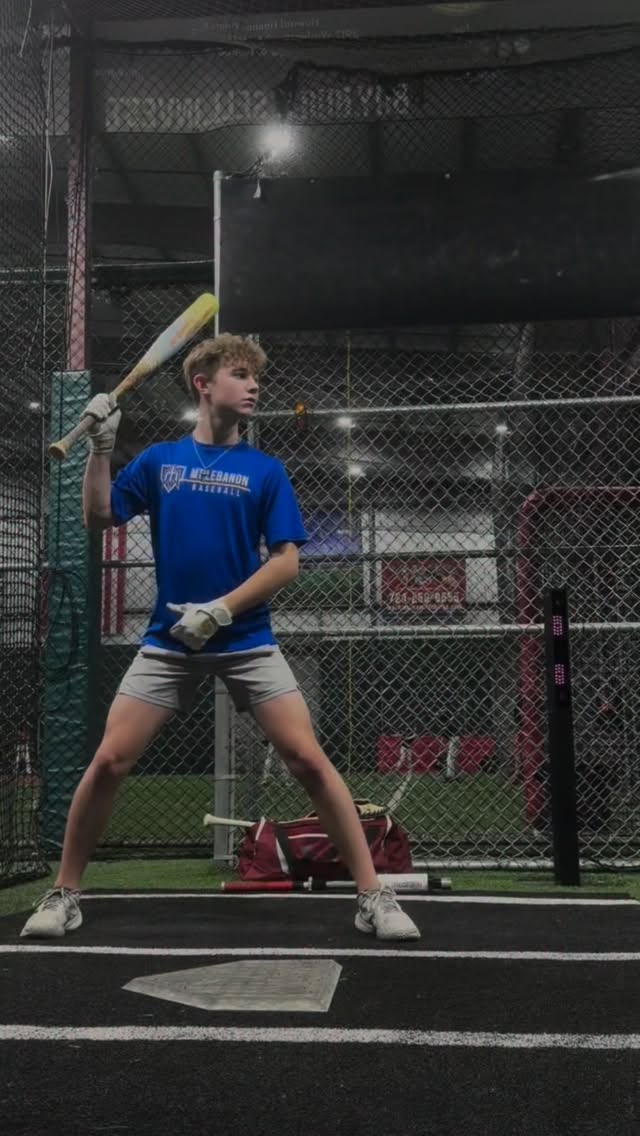 Consistent work for long term goals 👏🏻⚾️
boden_fahnestock50 dialed in during his hitting sessions with trainer @tylerreis11
#cside #csidesports #baseball