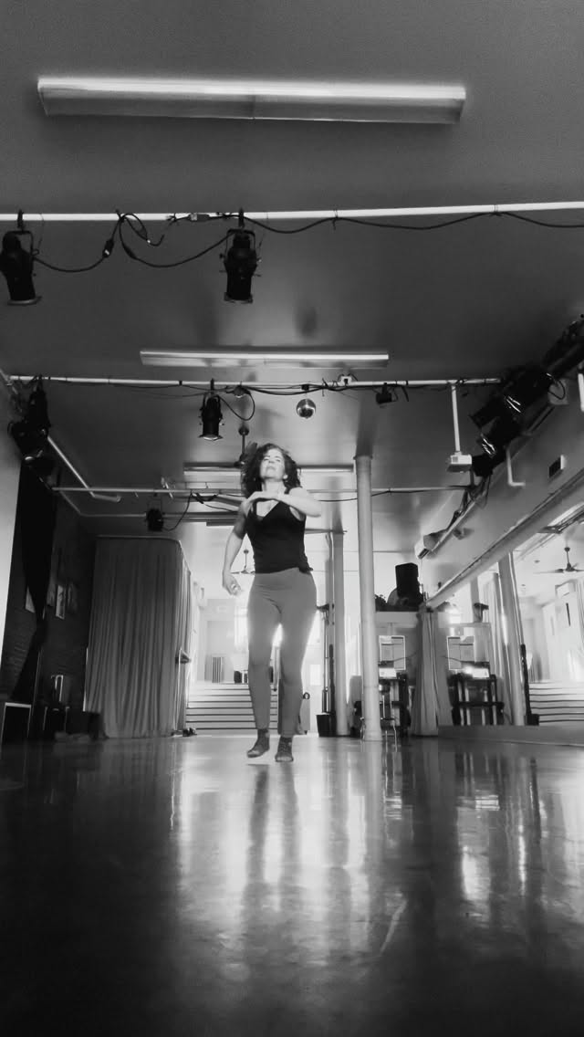 Make Art Not War.
Music: Acid (Original Mix) by Luisito Quintero
#dance #contemporarydance #artist #choreographer #danceteacher