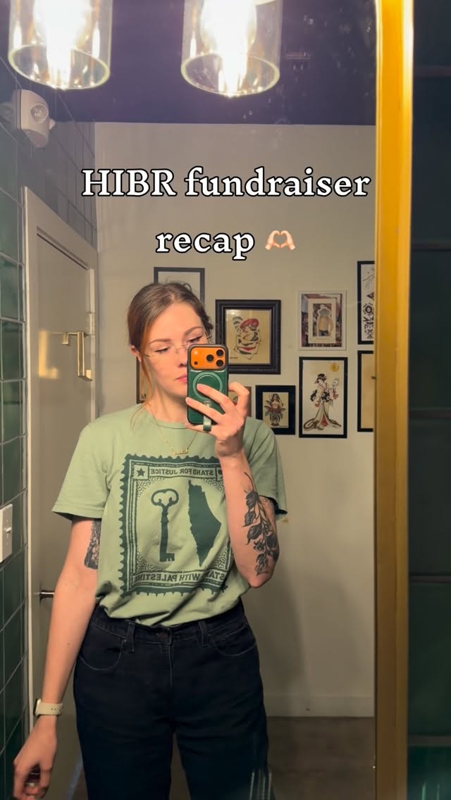 A little reel for more info on the @hibrfalastin flash fundraiser I was finally able to participate in this weekend.
These tattoos will remain available on my booking platform in case you weren’t able to make it this weekend- but if getting a tattoo right now isn’t feasible for you, you can always like, share and keep the conversation going. Visibility is everything.
Thank you again 🤍
#dallastattooartist #flashtattoo #tattooflash #floraltattoo #smalltattoo