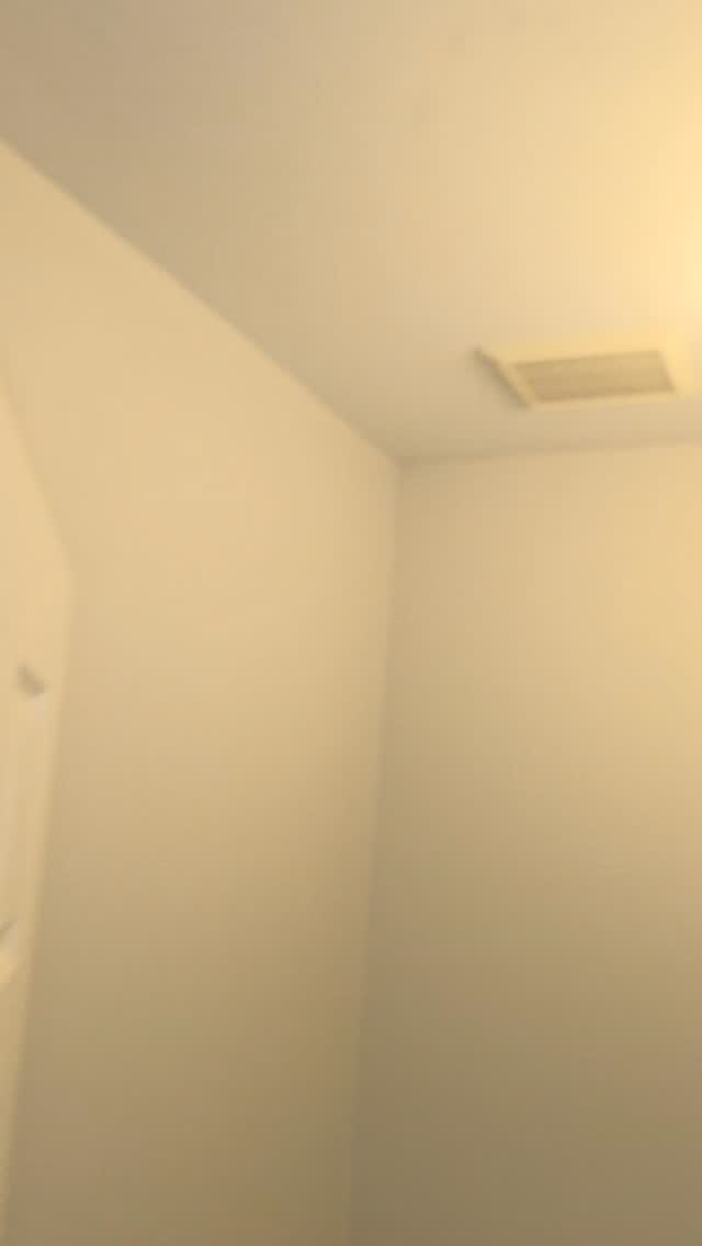 I work for my wife #TaylorTakeover
Lights up bathroom next