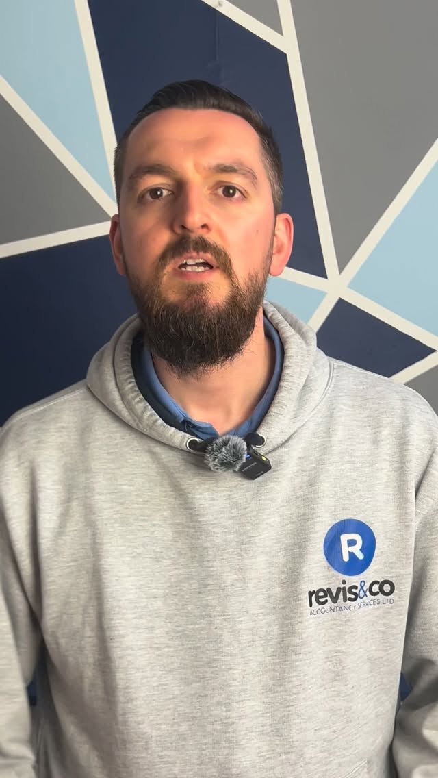 Here’s your weekly dose of financial news, broken down simply 👇
From the minimum wage rise to £12.71 and what it means for workers and businesses, to the latest on the UK economy, rising costs, fuel prices, and potential tax changes, there’s a lot happening right now that could impact your money.
If you’re a business owner, self-employed, or just trying to stay ahead financially, this is one you don’t want to miss.
🎥 Watch the full episode now on our YouTube channel and stay in the know!