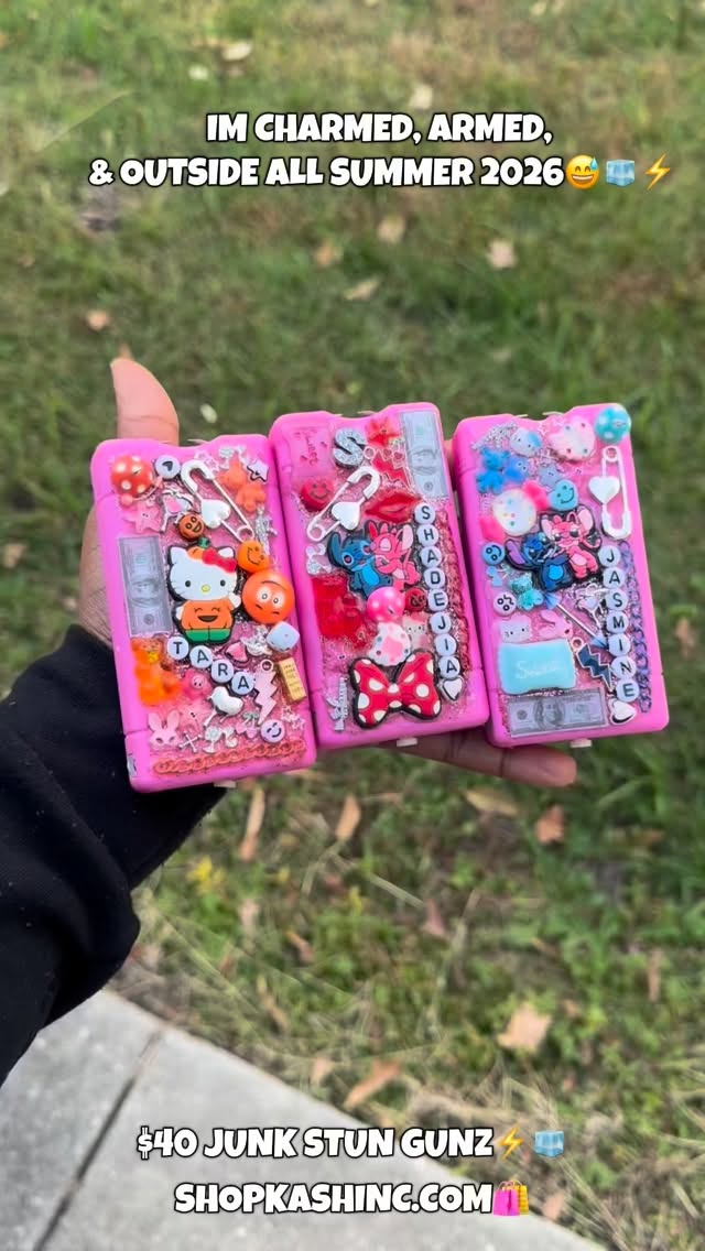 PRETTY N PROTECTED WIT DA BLING DAT STINGS⚡️😅😝
ARE YOU READY TO GET YOUR PRETTY PR0TECTION??👀 IF SO, JUST CLICK THE LINK IN BIO!😝 PRODUCT: JUNKIEZ SELF DEFENSE PRODUCTS ⚡️🗡️ ONLY AT SHOPKASHINC.COM🛍️ CLICK LINK IN BIO! #fyp #kashwaystudios #junkstungun #selfdefensekeychains #selfdefenseset