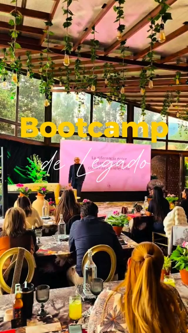 Un espacio diseñado para aprender, conectar y trascender 🚀✨
El Bootcamp de Legado fue mucho más que un evento: fue una experiencia transformadora donde las ideas se convirtieron en acción y el conocimiento en impacto real 📚💡
A través de charlas, conferencias y momentos de reflexión, cada participante se llevó herramientas valiosas para construir un camino con propósito y dejar huella 🧠🎤
Seguimos creando escenarios donde el crecimiento personal y profesional se convierten en protagonistas 🌱🤝
Gracias a @guatika_eventos por la invitación 🫶
#BootcampDeLegado #CrecimientoPersonal #Networking #AprendizajeContinuo #EventosConProposito
