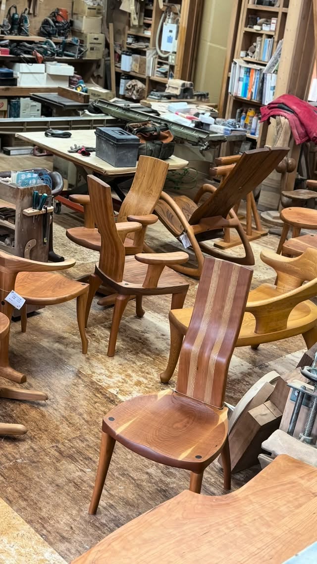 横浜クイーンズスクエアでお待ちしております。
横浜展がスタートしました。
今日から4月6日までの開催です。
皆様のご来場をお待ちしております。
___________________________
八ヶ岳手作り造形家具
いっぴん工房
#いっぴん工房 #オーダー家具 #手作り家具 #家具 #一生物