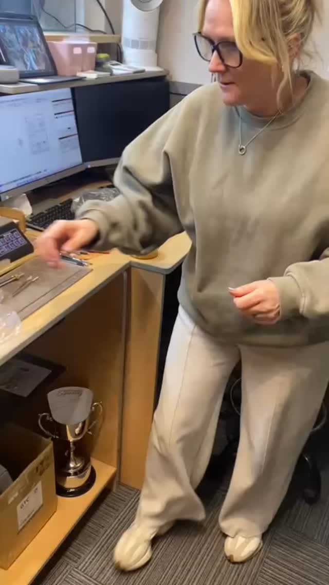 We had lots of lamp bases to engrave for a large drinks company recently, the lamps are going to be placed on tables in their bars, hereโs a peak at how did it ๐