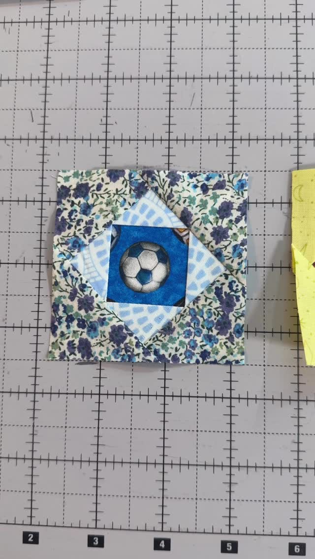 After a month of dealing with pain management for my #trigeminalneuralgia I think I’m on the mend. Started with these 2 1/2” lovelies. What is your go to restart project?