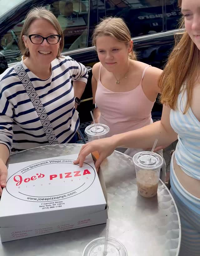 @joespizza #Pizza #NewYorkCity #NewYorkStylePizza