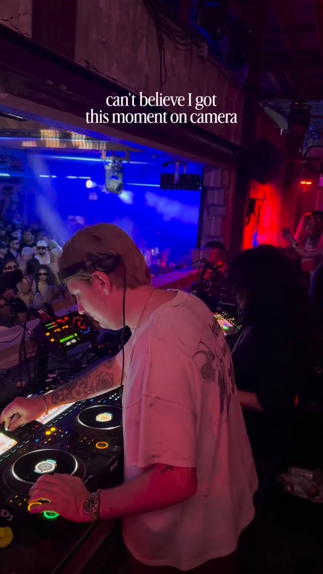 watch till the end TRUST me. @laytongiordani B2B surprise very special guest @nicolemoudaber was UNREAL. They played off each other incredibly well. A night I’ll remember forever ❤️🔥
Booty Percolatin’ remix by @tchilt & @wetvelvetmusic (newly released)
#miamimusicweek #dancemusic #dubstep #rave #b2b
