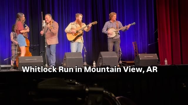 Whitlock Run for the call-back in AR, Mountain View Bluegrass Festival. @baker_northern @james.m.music @syd_christian @jenlbrooke
#bluegrassmusic #singersongwriter #mikemitchellmusic #livebluegrassmusic #bluegrassfiddle