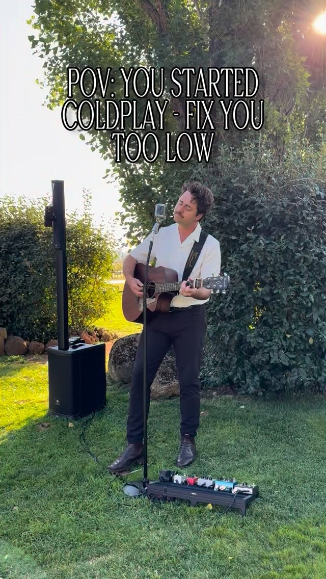 I’m just a @kale.penny wannabe. Thanks for letting me borrow your hook. How about those low notes!? The beautiful garden of @scrub.hill over cocktail hour for @mooney3 @julia_layer. Guitar - Delta Blues @fenechguitars