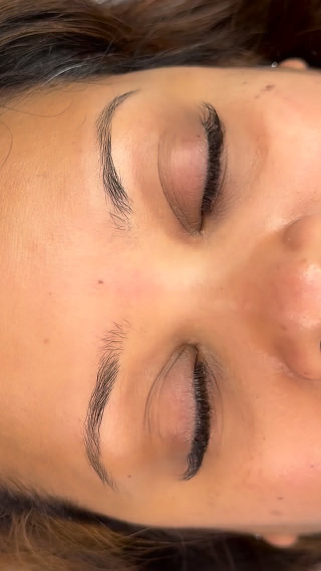 Perfect lashes - every time! 🖤
We’ve worked hard on setting the bar as high as we have during the last decade. The care & attention to detail is something we take great pride in.
✨ Customized Volume Eyelash Extensions
#eyelashextensionsdc #artoflashdc #lashextensionsdc #bestofdc