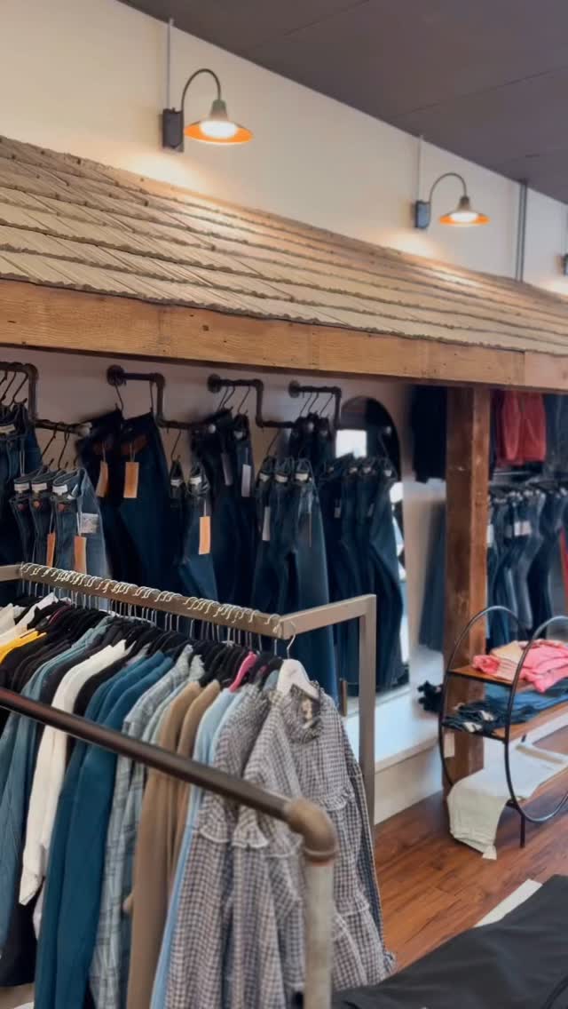 Find your Dream Denim!
Wide leg, Straight leg, Flared, Barrel, Tied, Slim, High rise, Mid rise, Dark wash, Light wash, Striped, Classic… we’ve got them. Stop in and try a few on today!👖
#shoplocal #denim #findyourperfectfit #boutiquestyle #jeans